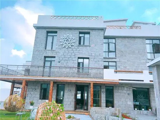 Wenling Sea Empty Courtyard Homestay