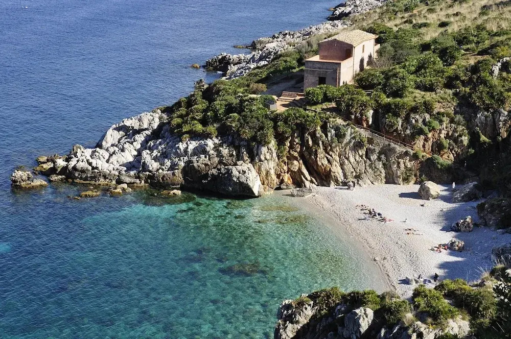 Studio in Marsala, With Shared Pool, Enclosed Garden and Wifi Near the Beach