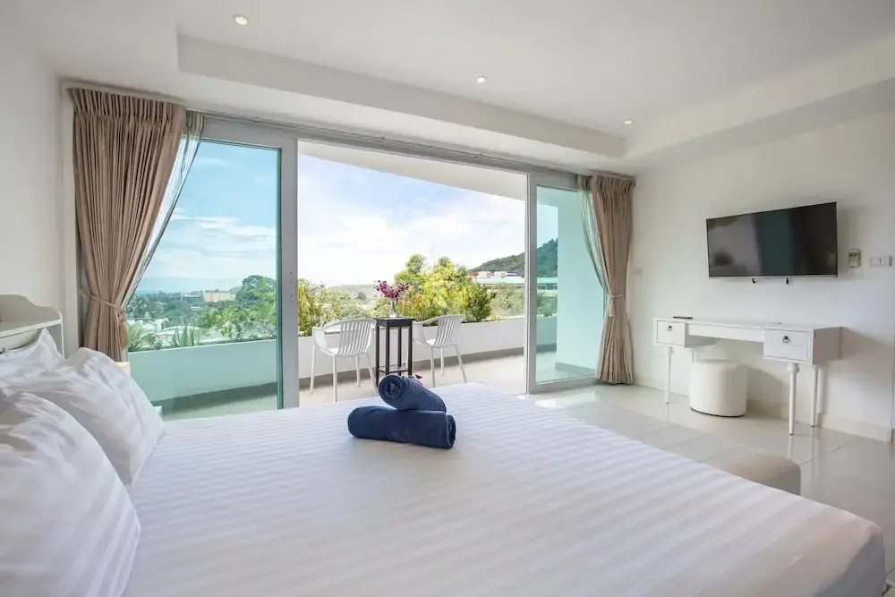Kata Ocean View 2BR Apartment O910