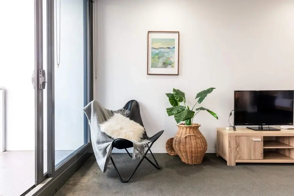 1 Bedroom Apartment in Prahran with Balcony