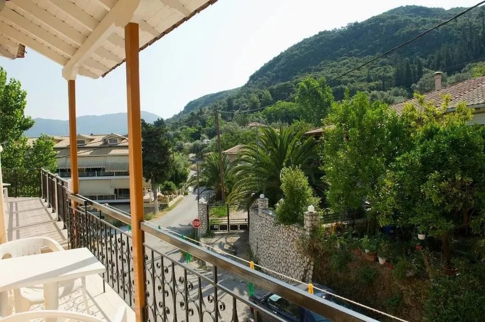 Geroulis Stefanos Studios