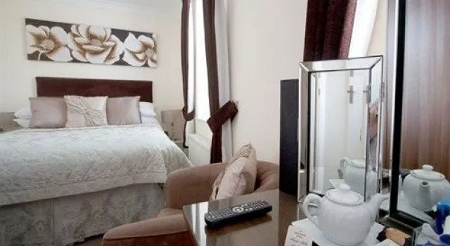 Grosvenor Lodge Guest House