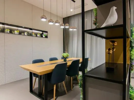 Home Inn Business Trip Gold Shanghai North Bund Dalian Road Metro Station