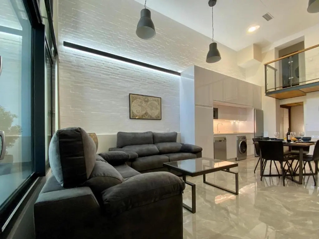 Tr3 aparcamiento incluido familias loft almirante