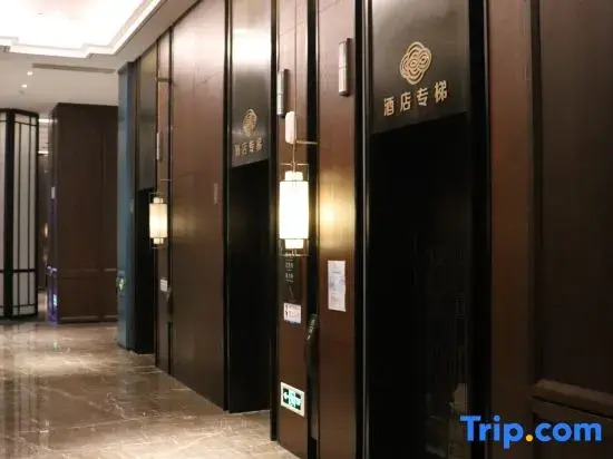 Till Bright Hotel