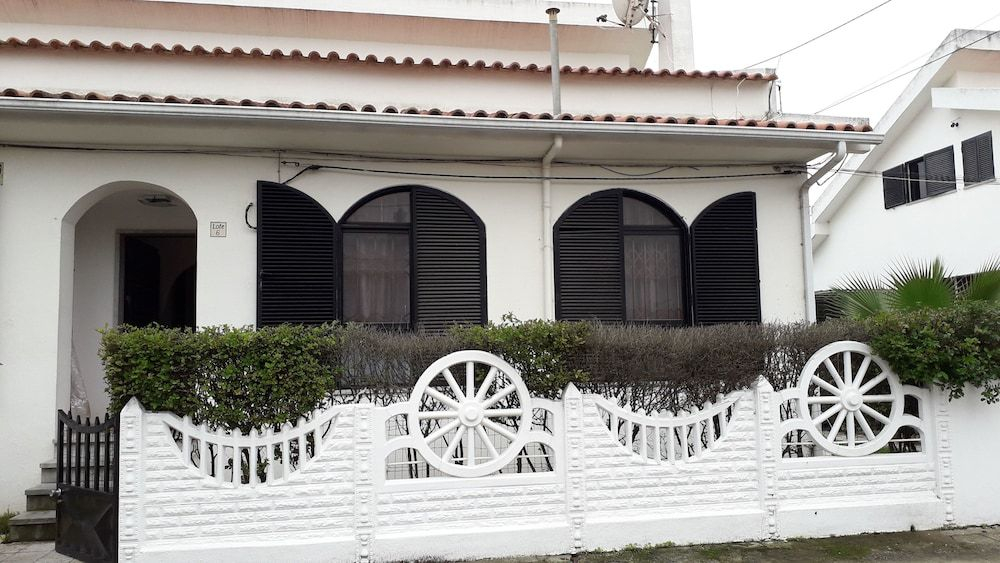 Backpackers Hostel Fonte Da Telha