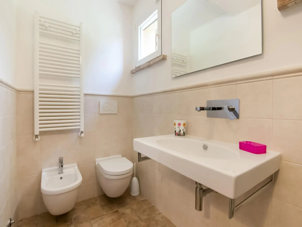 Villa in Ostra Vetere with Pool and Jacuzzis