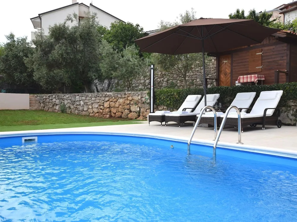 Beautiful Villa Near Opatija, 800m From the sea With Private Pool and Grill Area