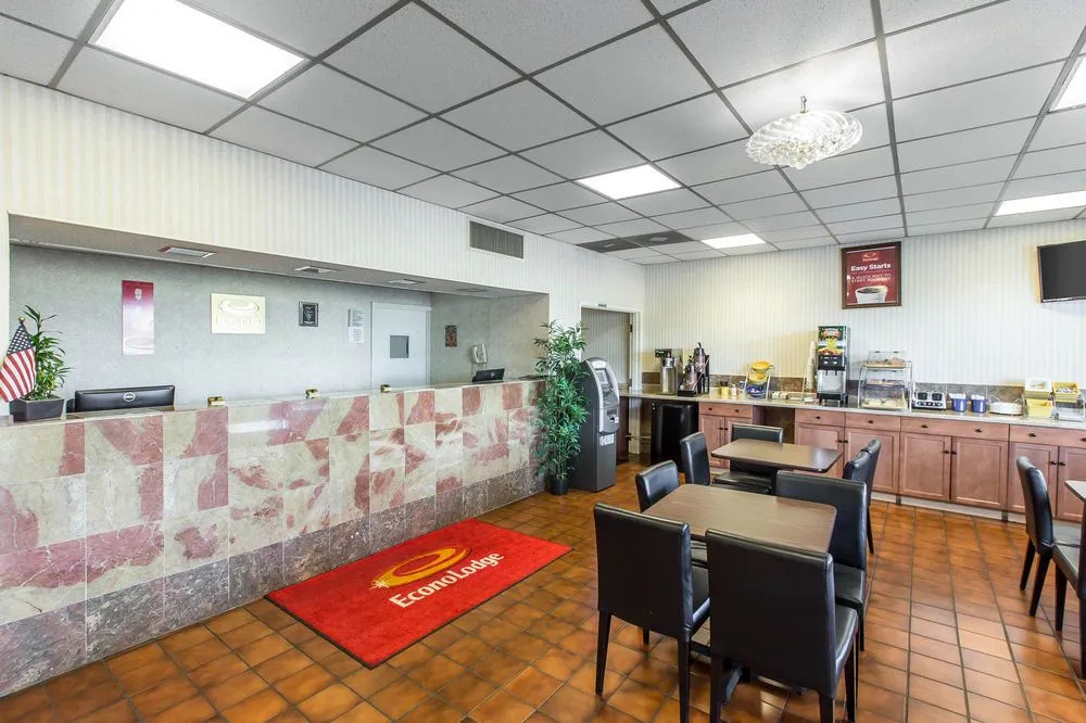 Days Inn Calhoun