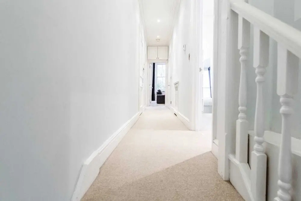 Amazing 2 bed 2 bath Kensington