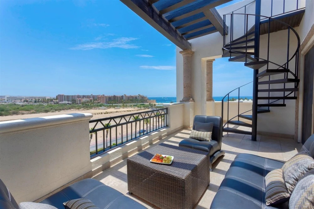 The Village 601 Beautiful Penthouse With Ocean Views