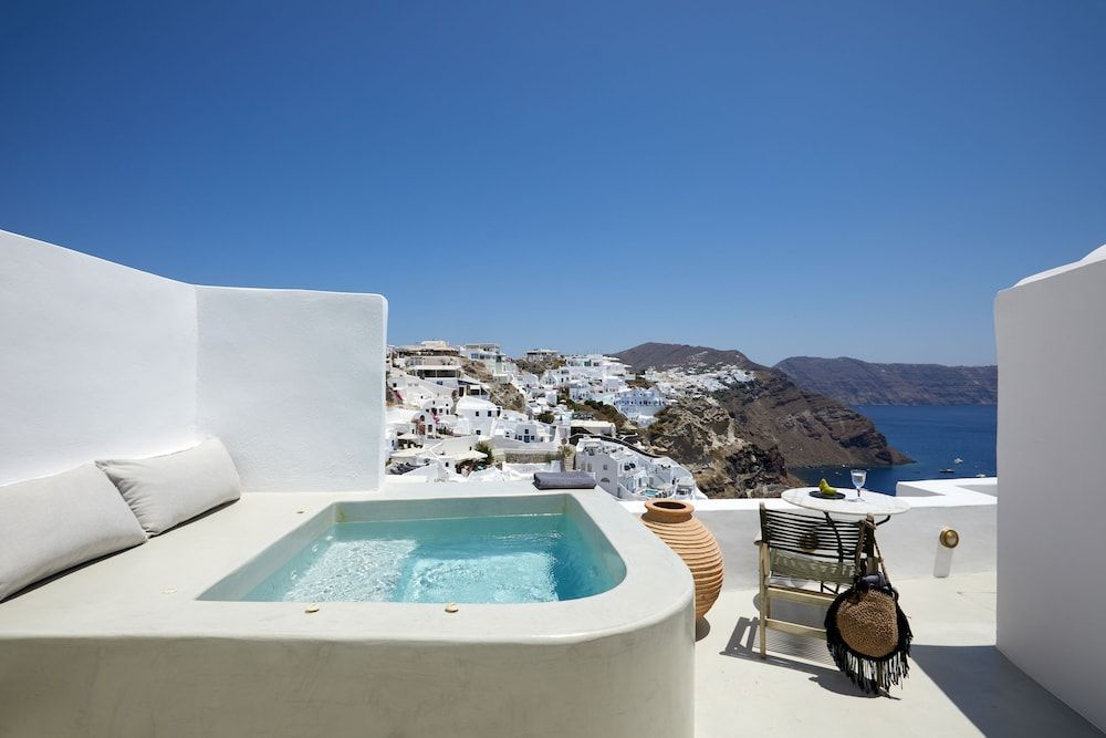 Rhenias Villas