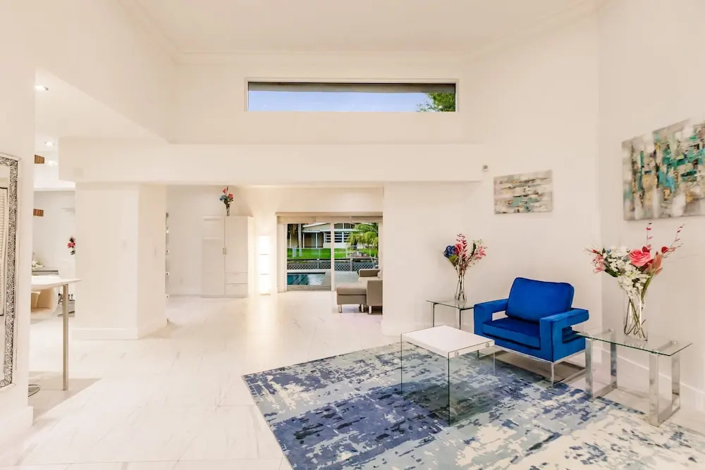 Uhost AI Miami 5BR Heated Pool Hot Tub
