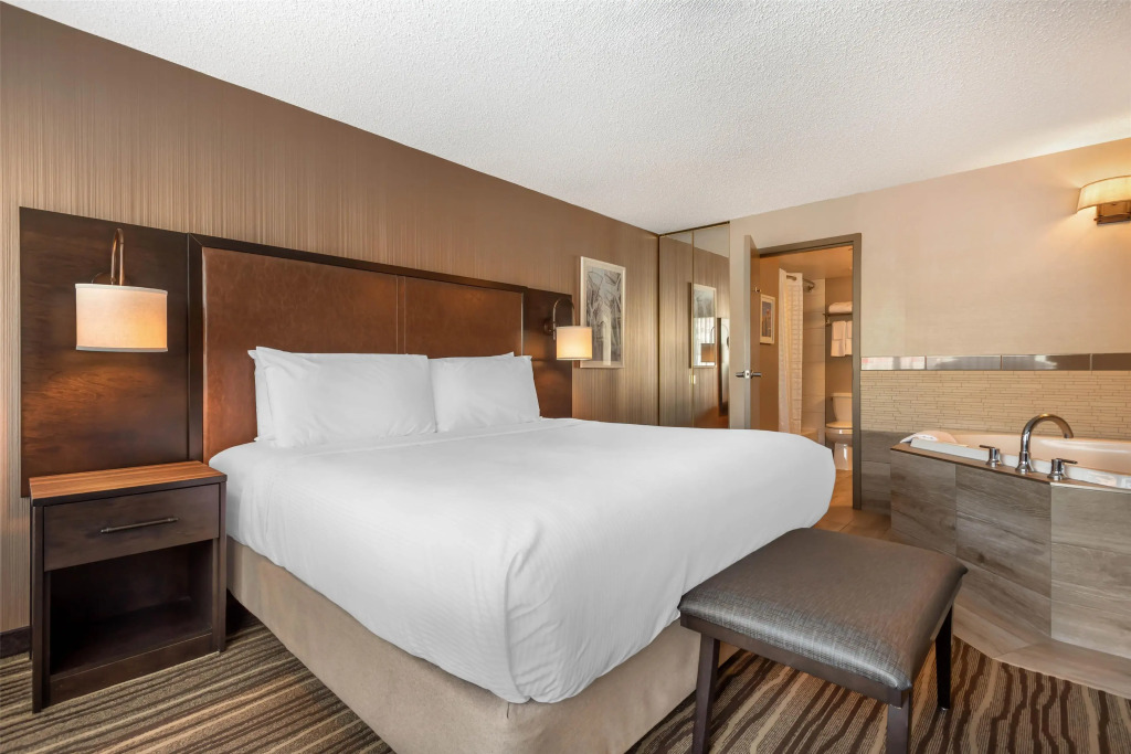 Best Western PLUS Calgary Centre Inn
