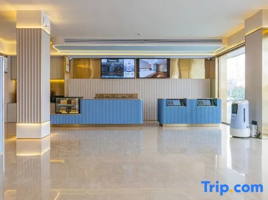 HanTing Hotel (Huanggang Tuanfeng Bus Station)
