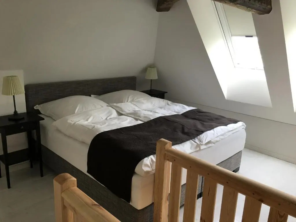 Elbe Boardinghouse