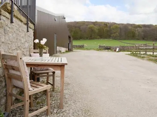 Field Farm Apartment