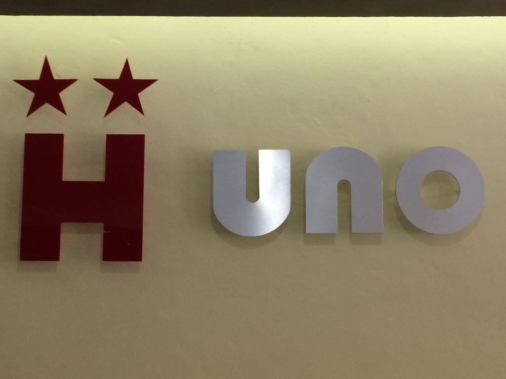 Hotel H