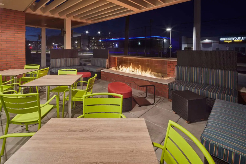 Home2 Suites By Hilton Sacramento At Csus