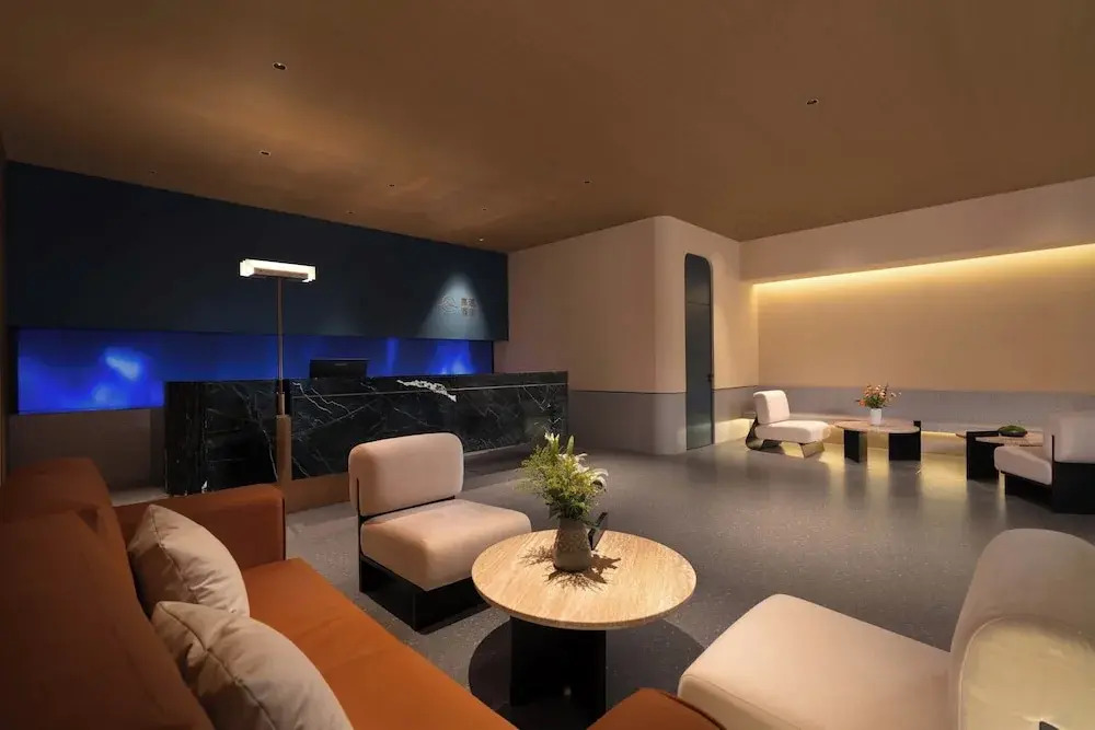 Chongqing Jiefangbei Jiayu Hotel