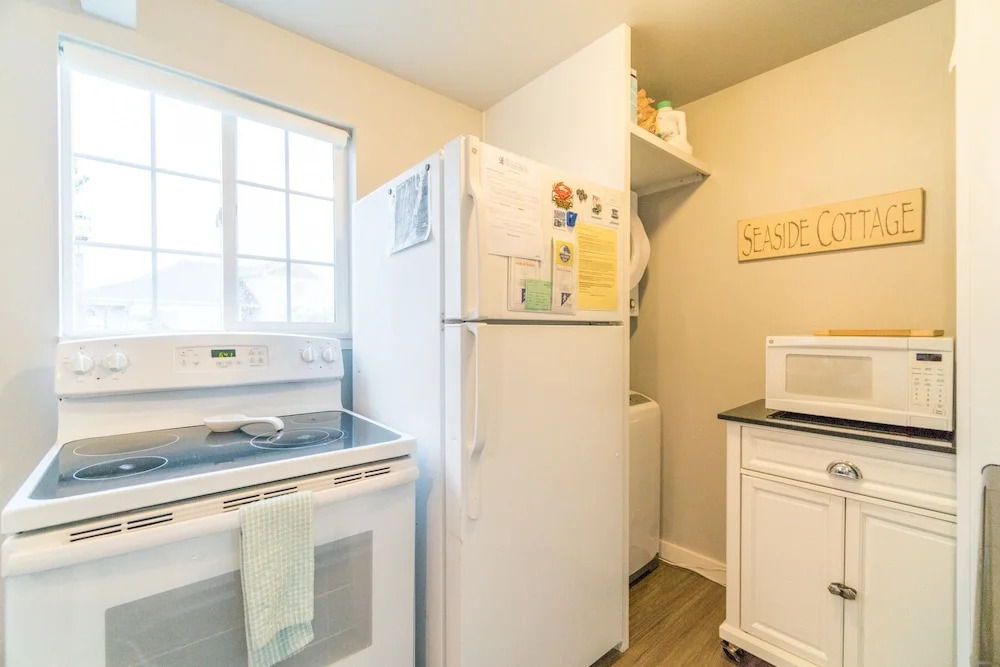 622 Holladay 1 Bedroom 1 Bathroom Home
