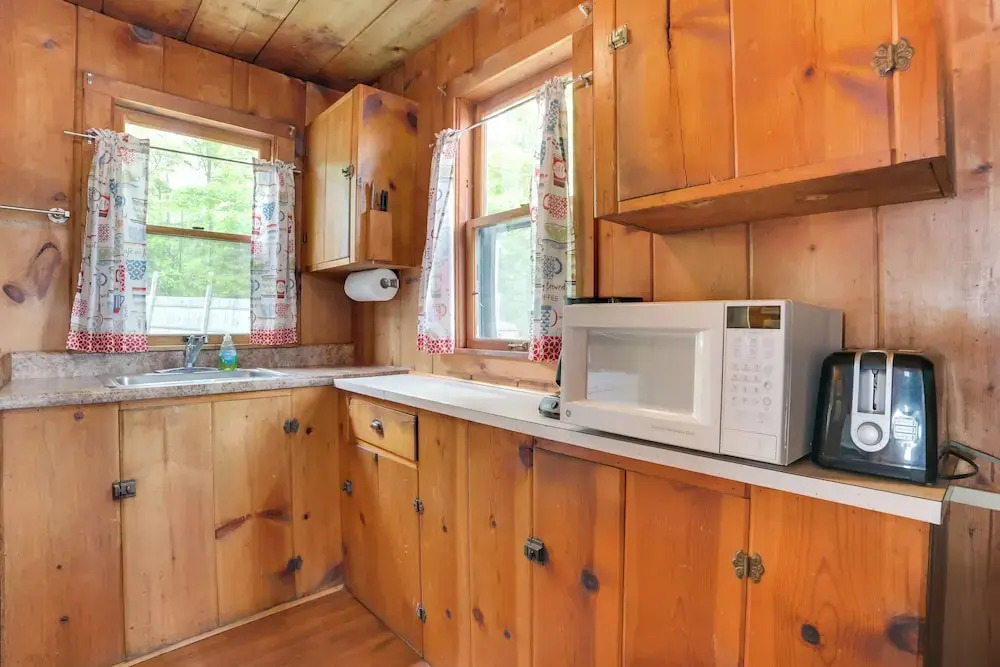 Resort Cabin On Lake Huron! Pets Welcome