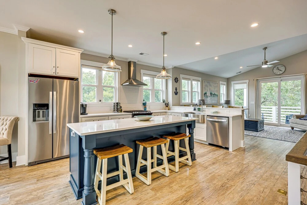 5BR Coastal Compound in Carolina Beach: Brand New
