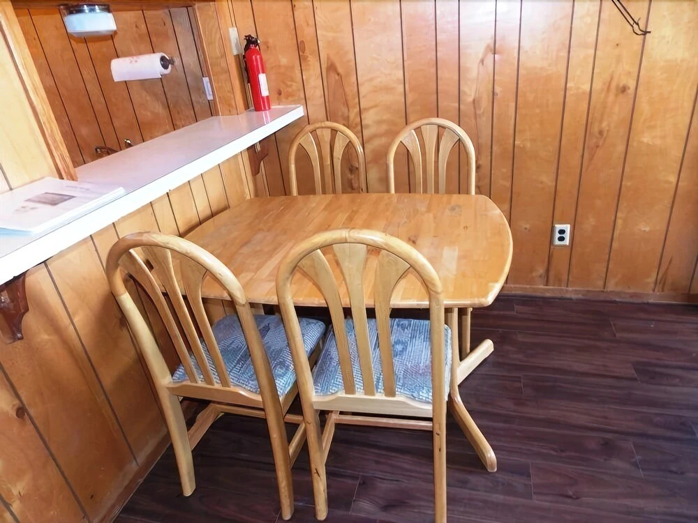 Driftwood Isle 1 Bedroom Home by RedAwning
