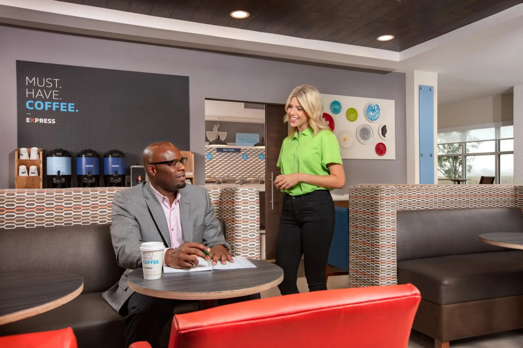 Holiday Inn Express Hotel & Suites Altoona-Des Moines by IHG