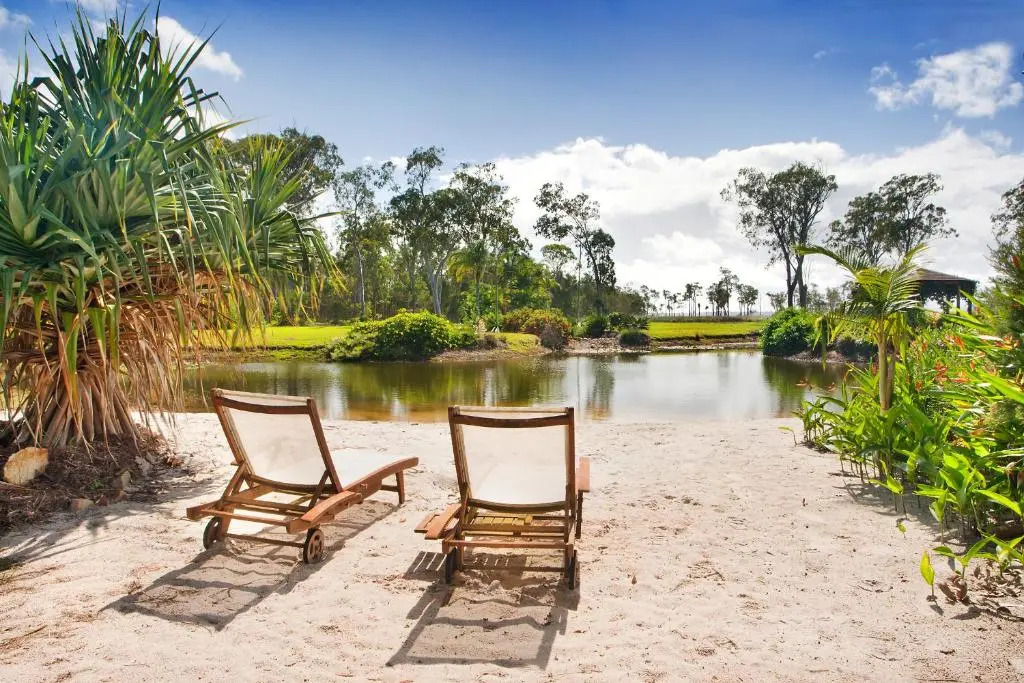 Lake Weyba Cottages Noosa