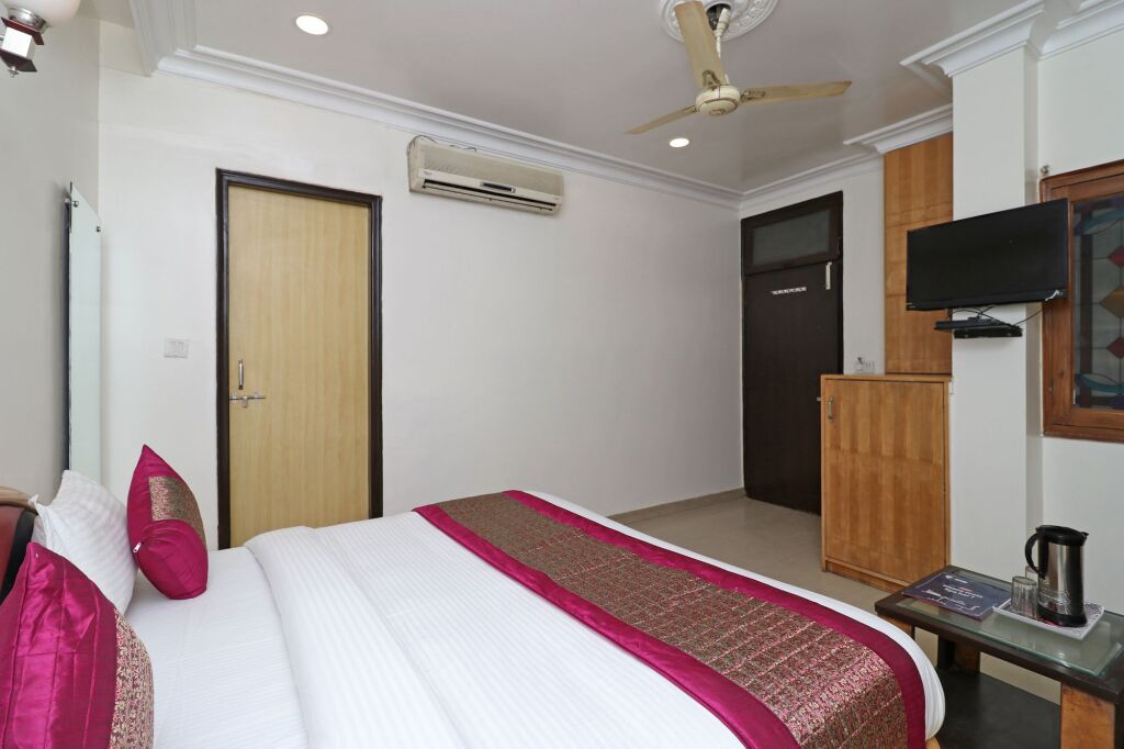 OYO Flagship 10562 Kumar palace