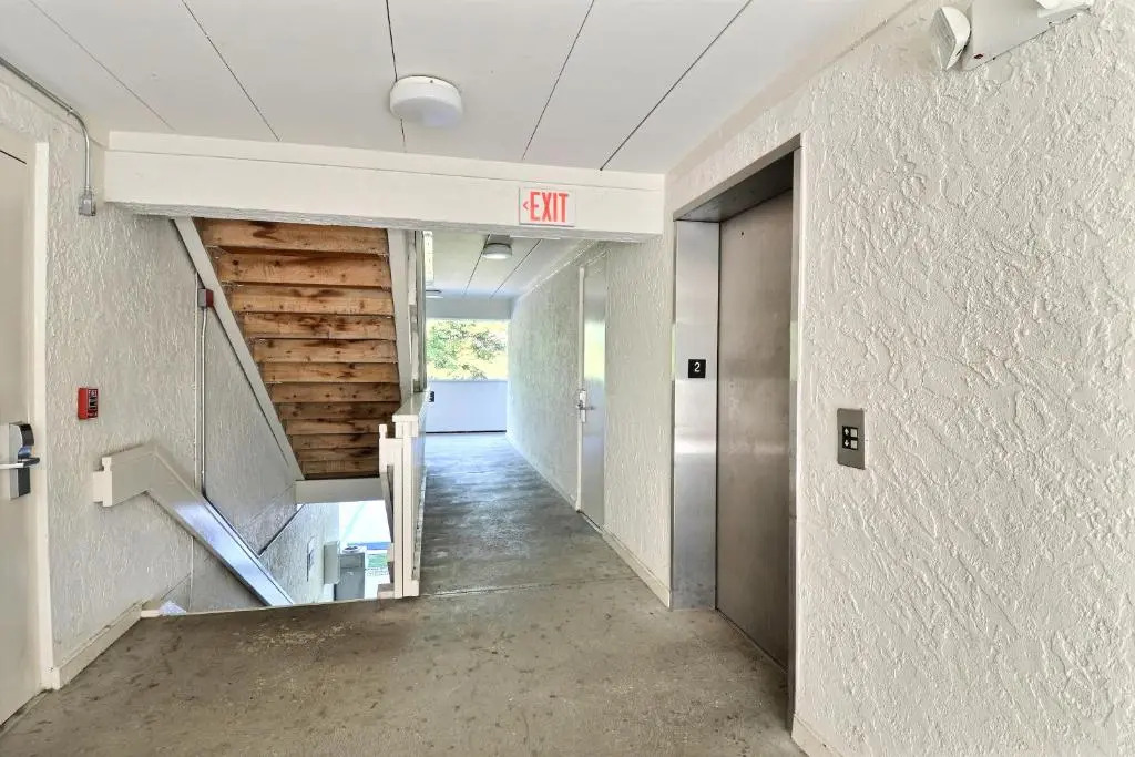 Motel 6-Nashua, NH - South