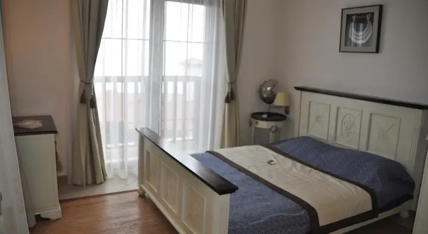 Thracian Cliffs Owners Apartments