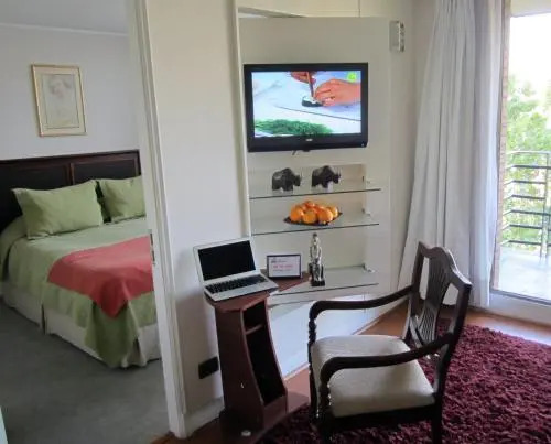 Lobato Apartments