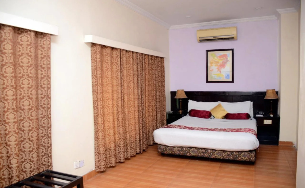 Mirage Hotel