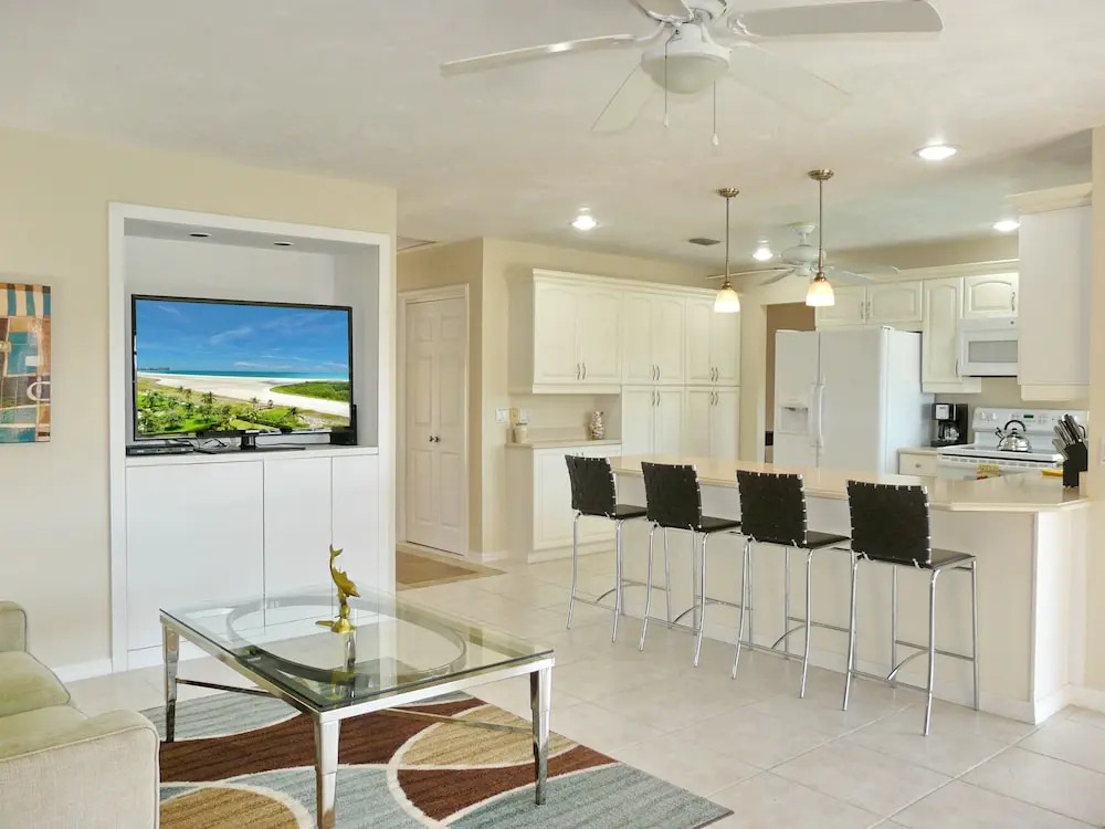 355 Cottage Court