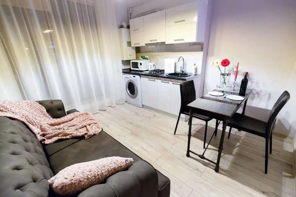 Metropolitan Iassium Luxury Suites