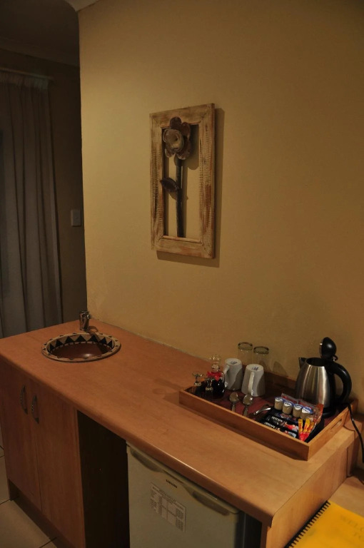 Woodpecker's Inn Guest House