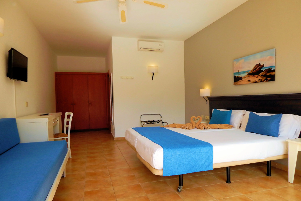 SBH Royal Monica