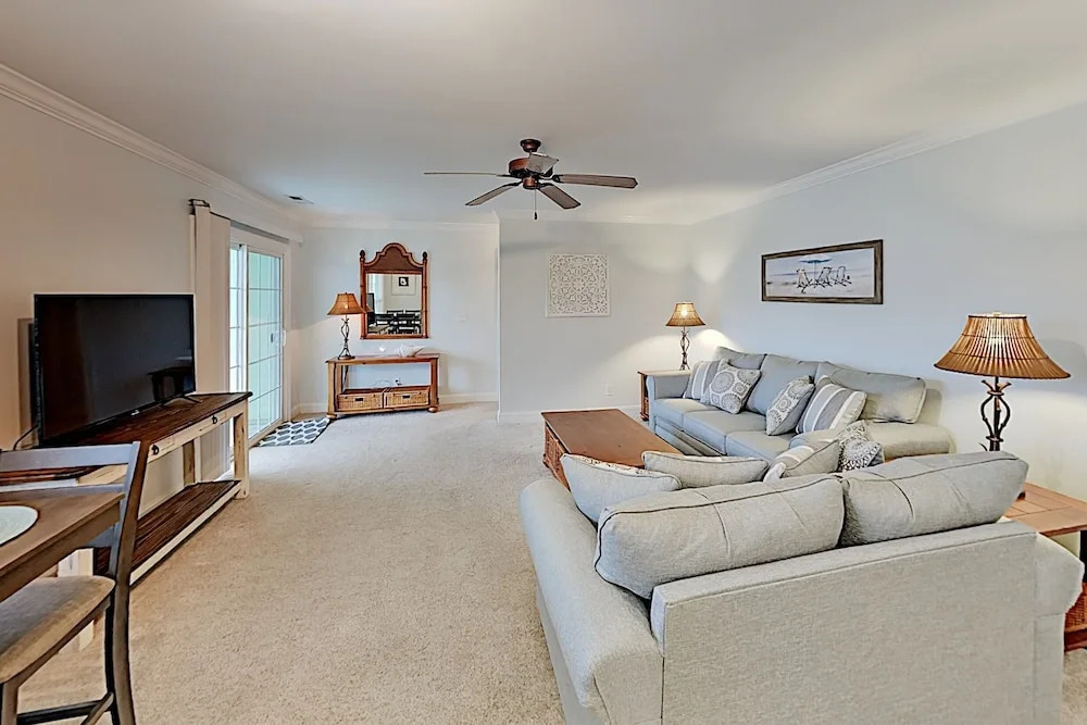 New Listing! Oceanside Village Beach W/ Pool 5 Bedroom Home