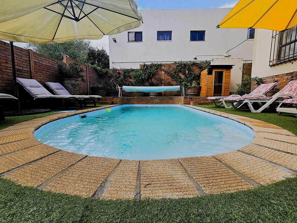 Walters Lane Luxury Accommodation main house