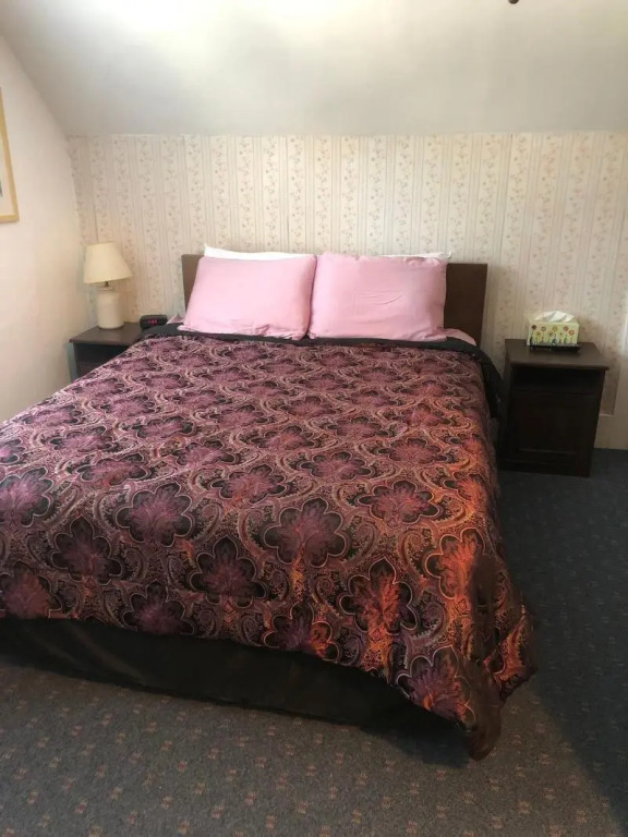 Reynolds House inn