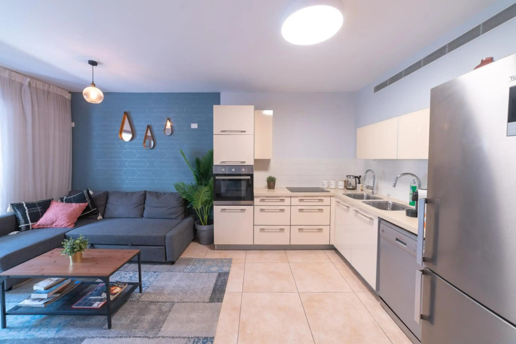 Art Apartment In Mamila - King David Residence
