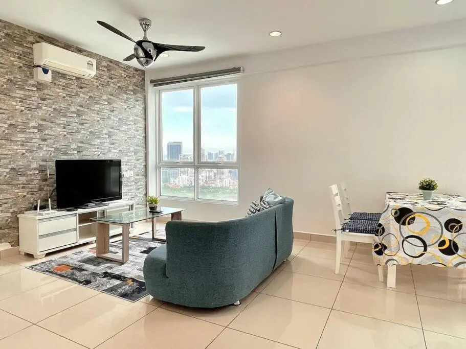 A Modern 6pax Luxury Suite Penang