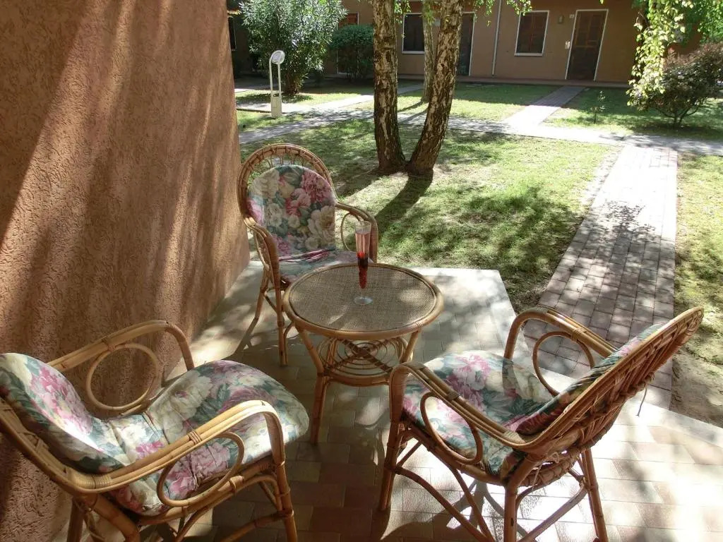 Fantastic Villa on two Floors With Garden and Swimming Pool by Beahost Rentals