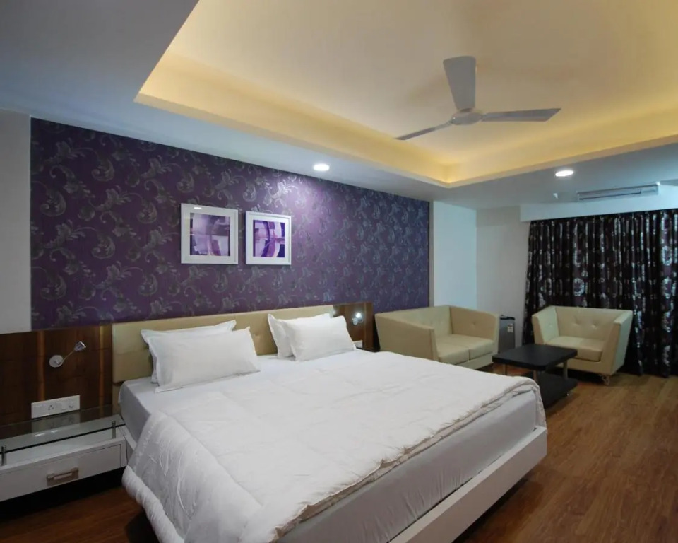 Hotel Ambassador