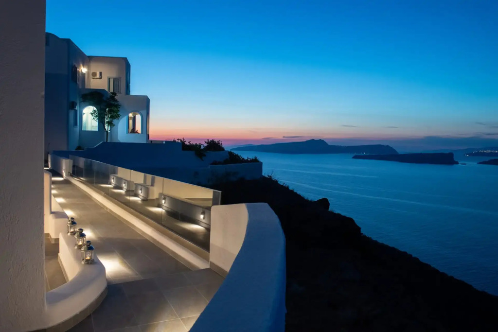 Blu Rooms Santorini
