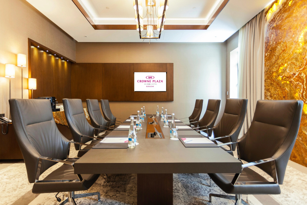 Отель Crowne Plaza Borjomi by IHG