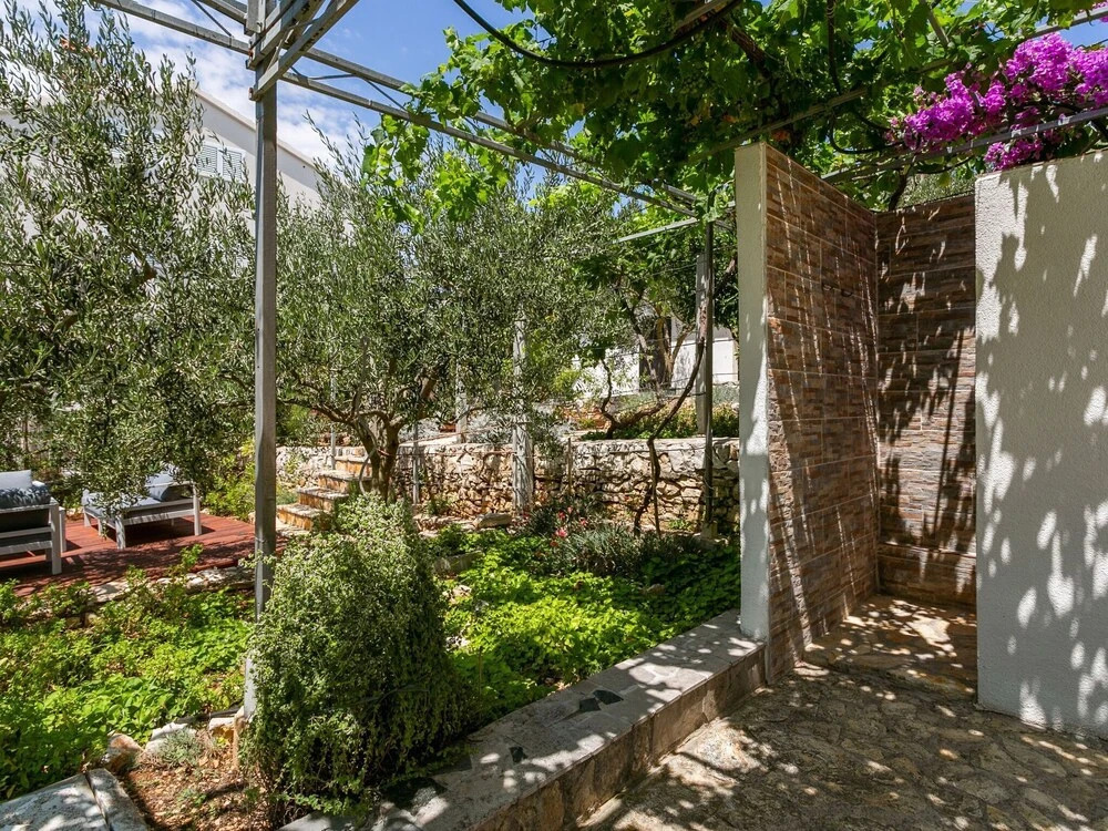 Spacious Holiday Home in Seget Vranjica With Garden