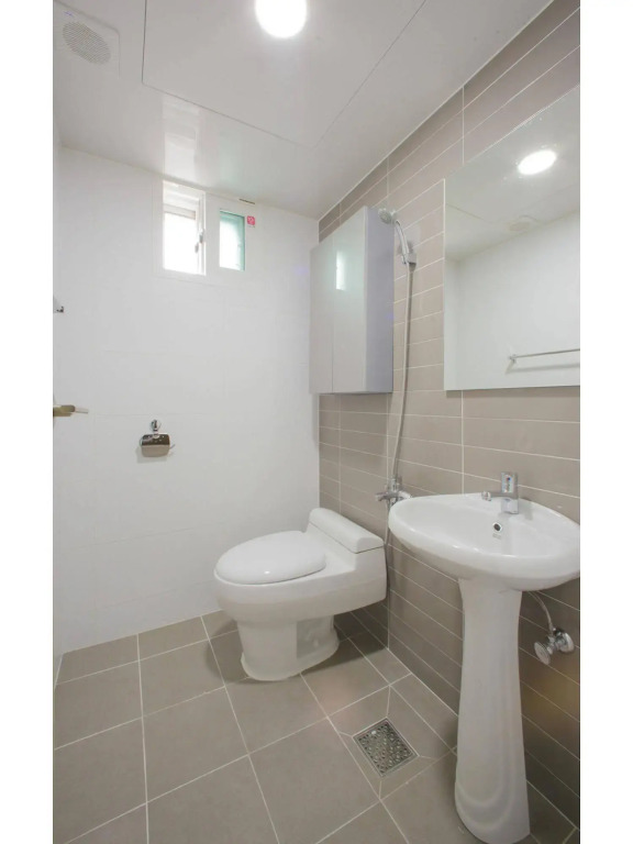 KW Hongdae Line Hostel